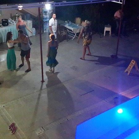 Zara Hotel Бельдиби Экстерьер фото